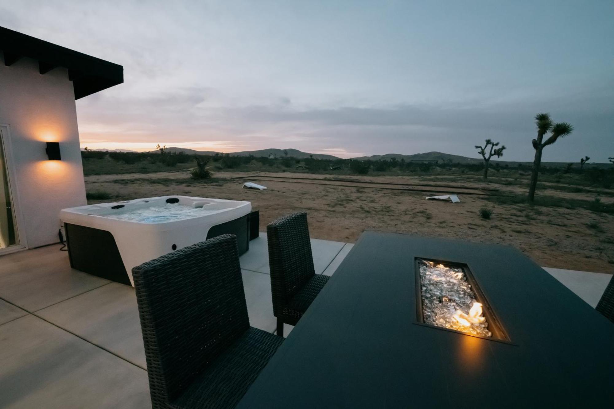 Villa Coyote Tracks - A Modern Desert Experience Joshua Tree Exterior foto