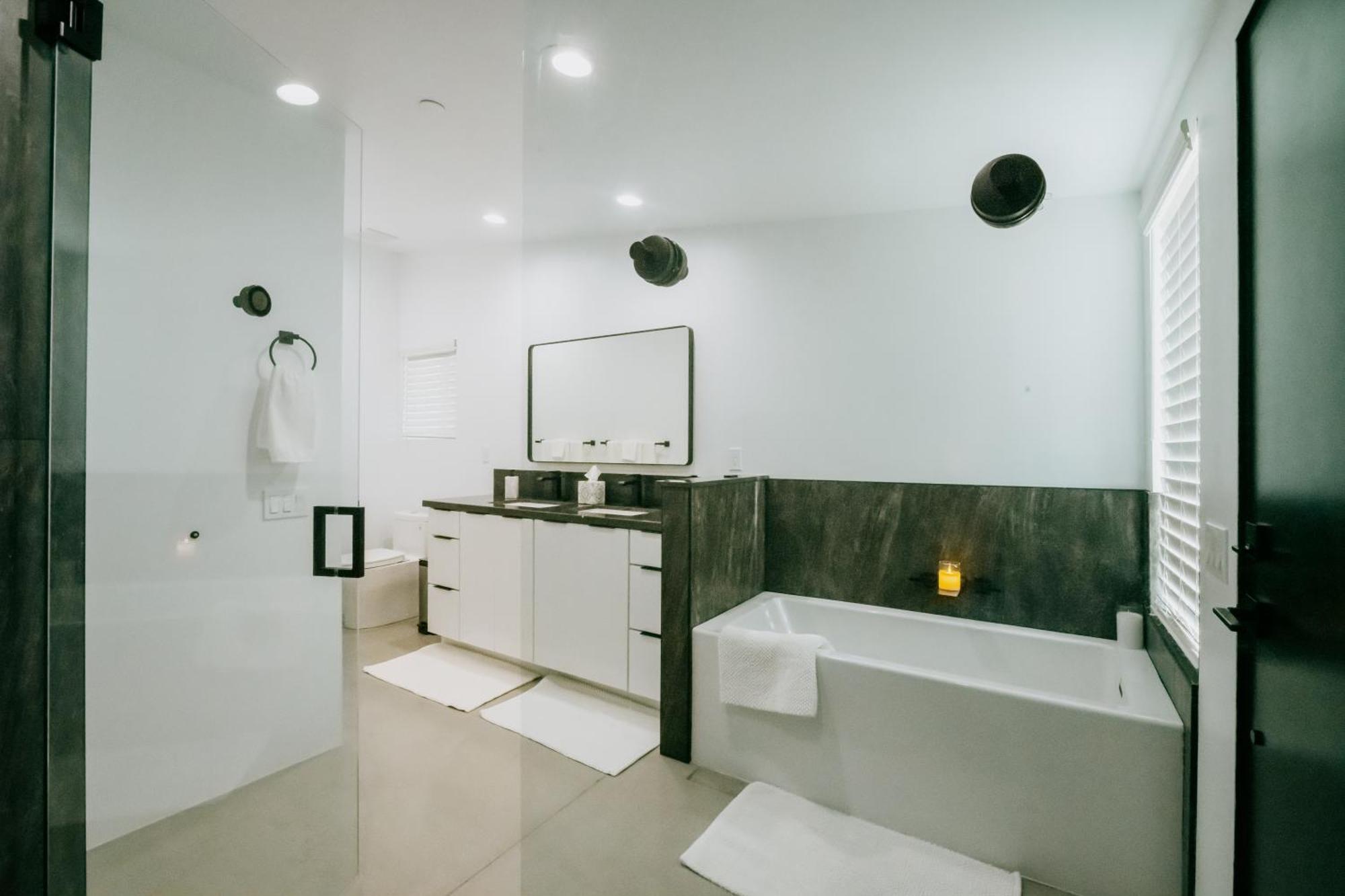 Villa Coyote Tracks - A Modern Desert Experience Joshua Tree Exterior foto