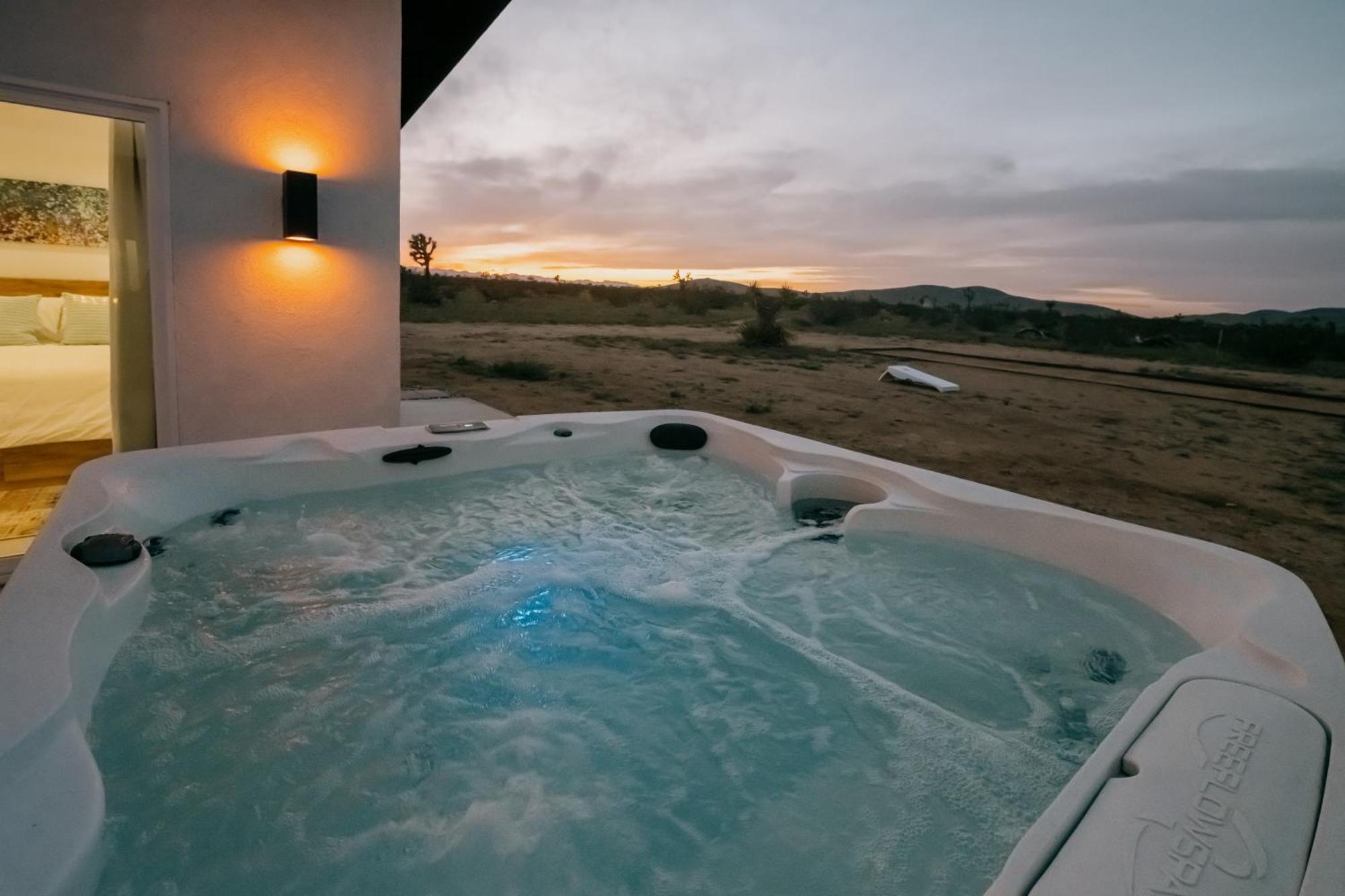 Villa Coyote Tracks - A Modern Desert Experience Joshua Tree Exterior foto